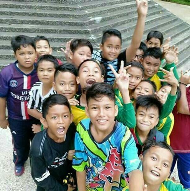Selfie angkatan SD